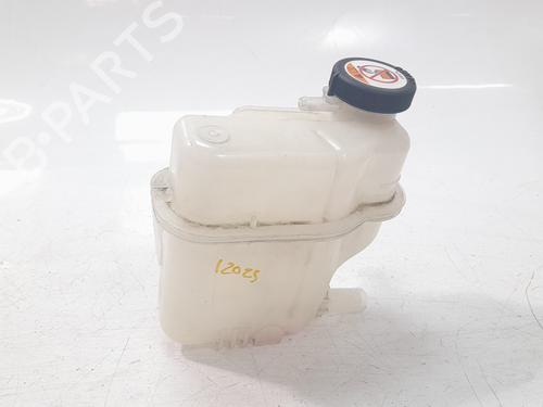 Used Expansion tank TOYOTA YARIS (_P13_) 1.5 Hybrid (NHP130_, NHP130) (101 hp) 29355489
