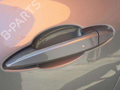 Used Front left exterior door handle BMW X2 (F39) sDrive 20 i (178 hp) 19678960