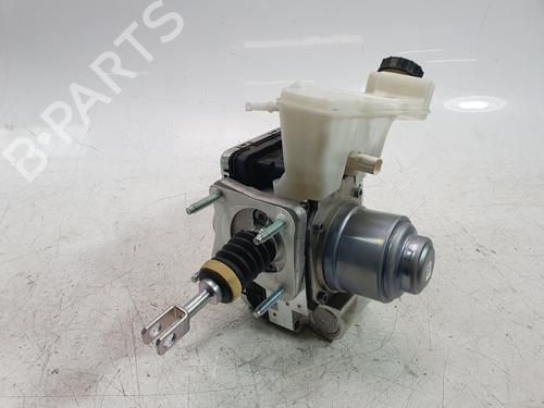 Used Brake master cylinder Brake master cylinder FORD KUGA III (DFK) 2.5 FHEV (152 hp) 32134853 32134853