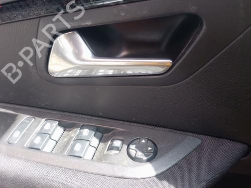Used Left front window switch Left front window switch PEUGEOT 208 II (UB_, UP_, UW_, UJ_) 1.2 PureTech 100 (101 hp) 39809446 39809446