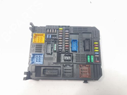 Used Fuse box CITROËN C4 CACTUS [2014-2025]  25845194