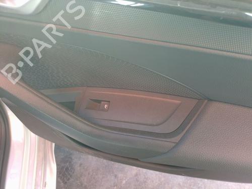 right-rear-window-switch-skoda-octavia-iv-nx3-nn3-pv3-2020-33995306 main image