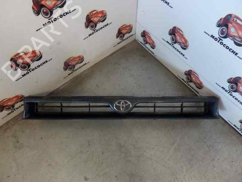 Used Grille TOYOTA COROLLA Liftback (_E11_) 1.6 (ZZE112_, ZZE112R) (110 hp) 1331857