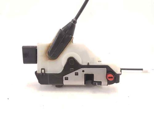 Used Rear right lock PEUGEOT 208 I (CA_, CC_) 1.2 VTI 82 (82 hp) 6577230