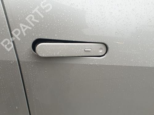Used Front right exterior door handle TOYOTA C-HR (_X2_, _H2_) Hybrid (ZYX20) (140 hp) 23229983