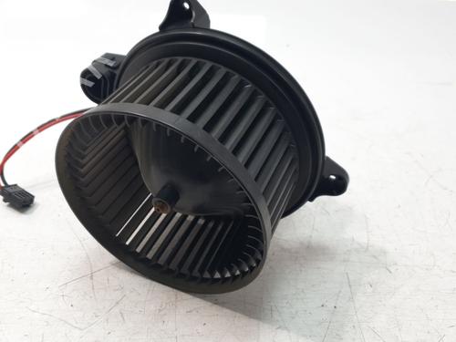 Heater blower motor MERCEDES-BENZ CLA (C118) CLA 200 4-matic (118.388) | BP28139102M62 