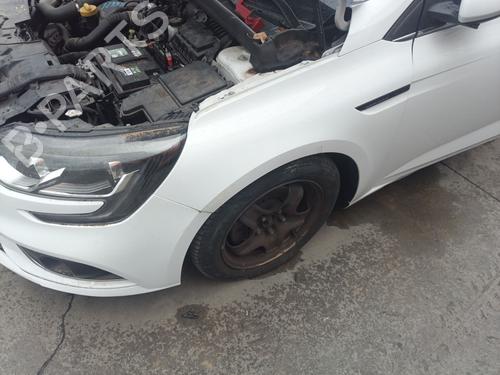 Używane Amortyzator przedni lewy RENAULT MEGANE IV Hatchback (B9A/M/N_) 1.5 dCi 110 (B9A3) (110 hp) 30441443