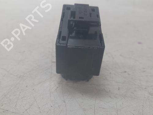 Right rear window switch TESLA MODEL 3 (5YJ3) EV | BP34235644I28 - Image 3