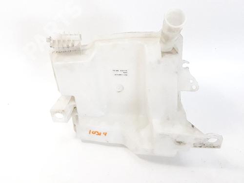 windscreen-washer-tank-ford-focus-iii-15-tdci-2010691-2010-2011-2012-2013-2014-2015-2016-2017-2018-2019-2020-7430300 main image