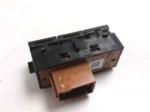 Switch PEUGEOT 208 I (CA_, CC_) 1.2 VTI 82 | BP3136846I30 