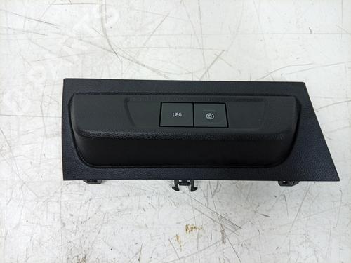 Used Switch Switch 37194617 37194617