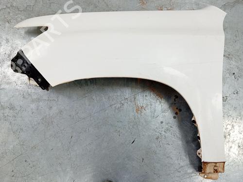 left-front-fenders-toyota-land-cruiser-prado-_j15_-2009-33754719 main image