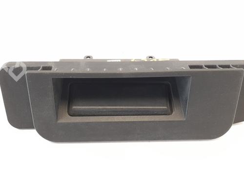 BP10118013C132 main image