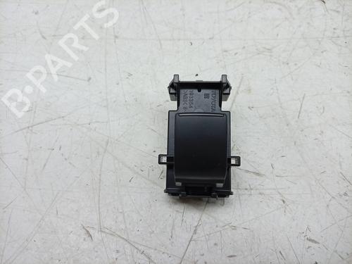 Used Left rear window switch Left rear window switch 33832153 33832153
