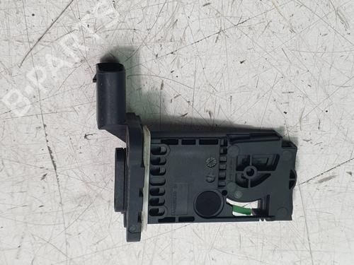 Used Mass air flow sensor Mass air flow sensor CITROËN JUMPER II Van 2.2 BlueHDi 140 (140 hp) 32229865 32229865