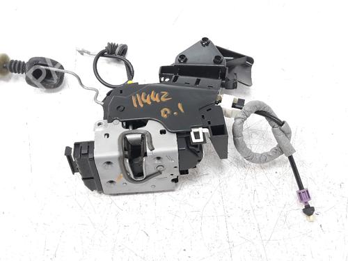 Used Front left lock MERCEDES-BENZ C-CLASS (W204) C 220 CDI (204.008) (170 hp) 15991423