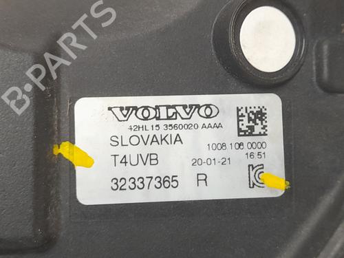 Right front fog light VOLVO XC60 II (246) D4 Polestar | BP30149971C31 