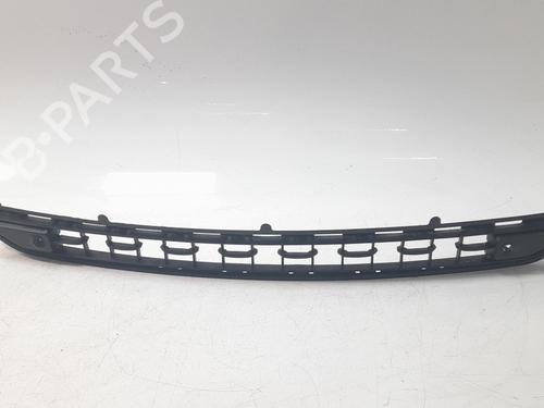 Used Grille MASERATI LEVANTE SUV (M161) 3.0 D Q4 (275 hp) 30263023