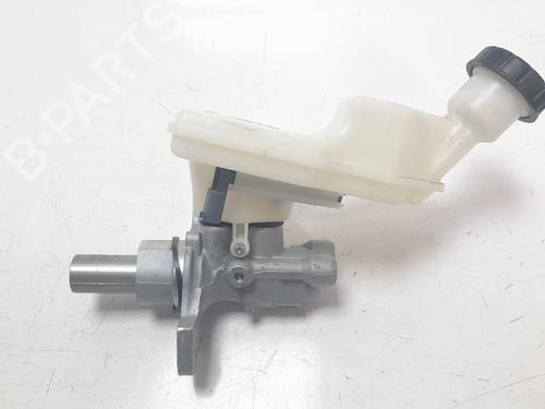 Used Brake master cylinder MERCEDES-BENZ CLA Shooting Brake (X118) CLA 200 d (118.612) (150 hp) 18467928