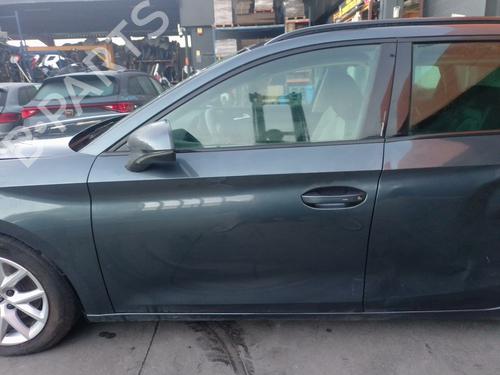 Used Left front door Left front door SEAT LEON Sportstourer (KL8, KLD) 1.5 eTSI (150 hp) 40255308 40255308