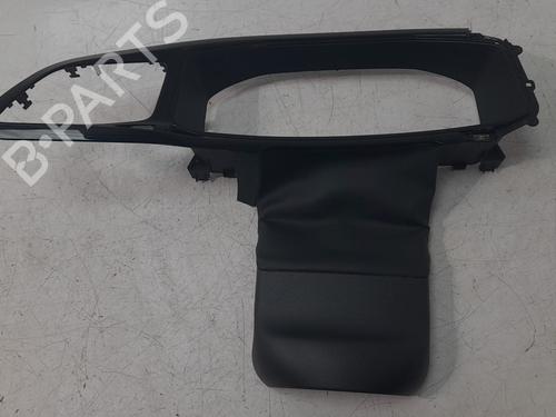 BP31931784O1 main image