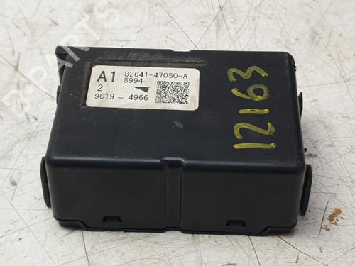 Used Electronic module Electronic module TOYOTA COROLLA Estate (_E21_) 2.0 Hybrid (MZEH12) (180 hp) 33287880 33287880