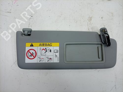 Used Right sun visor Right sun visor 33217075 33217075