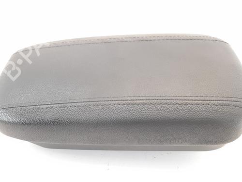 Used Armrest / Center console KIA RIO III (UB) 1.2 CVVT (84 hp) 8661804