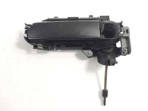 Front left exterior door handle AUDI A4 B6 Avant (8E5) 1.9 TDI (116 hp) 8813574