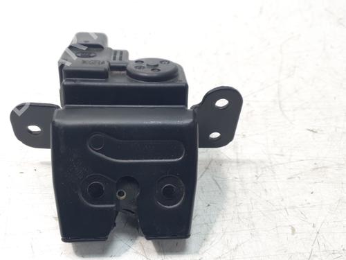 Used Tailgate lock HYUNDAI KONA (OS, OSE, OSI) 1.0 T-GDi (120 hp) 27717387