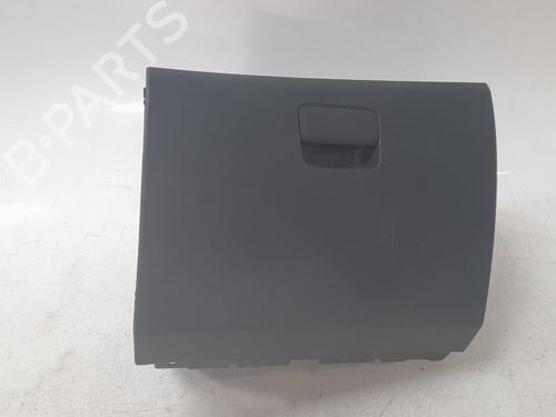 Used Glove box Glove box MERCEDES-BENZ GLA-CLASS (X156) GLA 180 (156.942) (122 hp) 27511472 27511472