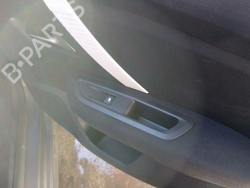Højre bagtil elrude kontakt CITROËN C4 III (BA_, BB_, BC_) 1.2 PureTech 130 (BAHNSA, BAHNSB) (130 hp) 31706555