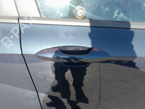 Used Front right exterior door handle Front right exterior door handle 32669331 32669331