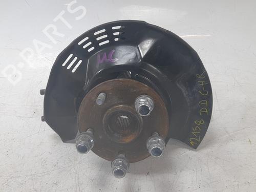 Used Right front steering knuckle Right front steering knuckle TOYOTA C-HR (_X1_) 1.8 Hybrid (ZYX10_, ZYX11_) (98 hp) 26576040 26576040