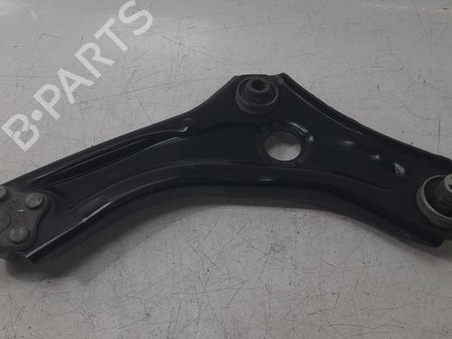 Used Right front suspension arm RENAULT MEGANE IV Hatchback (B9A/M/N_) 1.5 Blue dCi 115 (B9A6) (116 hp) 31171681