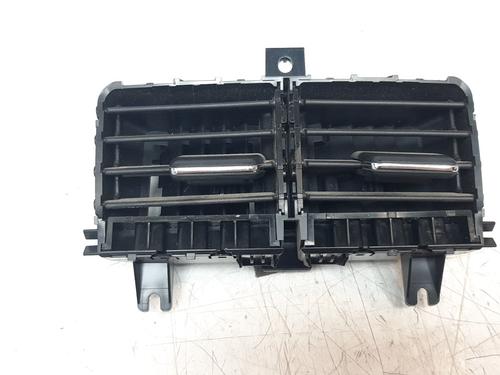 Used Air vent LEXUS IS III (_E3_) 250 (GSE30_, GSE30R) (208 hp) 15250436