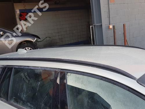 Used Roof bars Roof bars VOLVO V60 II (225) D4 (190 hp) 8755913 8755913