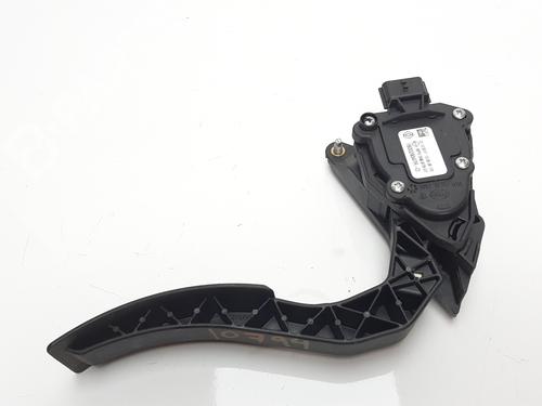 Used Pedal Pedal RENAULT CAPTUR I (J5_, H5_) 0.9 TCe 90 (90 hp) 9494425 9494425