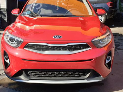 Used Full front Full front KIA STONIC (YB) 1.0 T-GDi (101 hp) 21148495 21148495