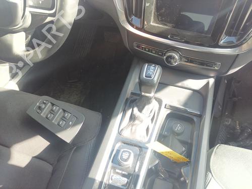Used Gear lever VOLVO S60 III (224) T5 (250 hp) 30272016