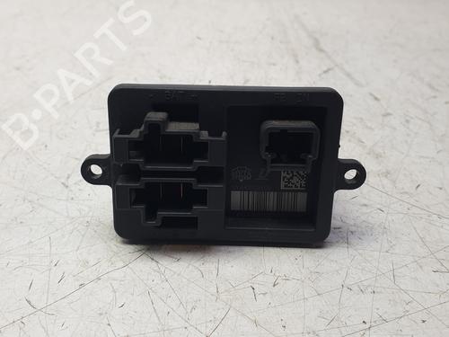 Used Heater resistor PEUGEOT EXPERT Bus (V_) 1.6 BlueHDi 115 (115 hp) 32522368