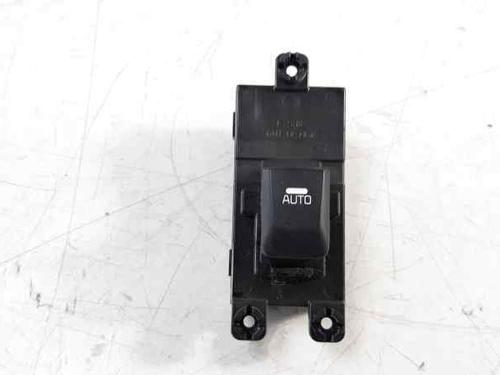 Used Right rear window switch Right rear window switch KIA CEE'D (JD) 1.4 CVVT (90 hp) 5955018 5955018