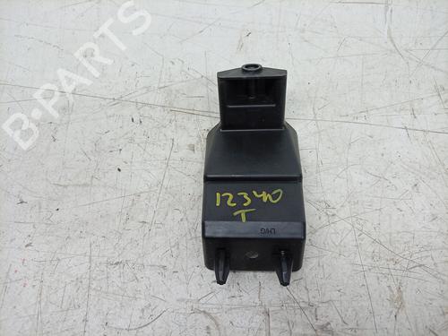 Used Rear bumper bracket Rear bumper bracket 38086495 38086495