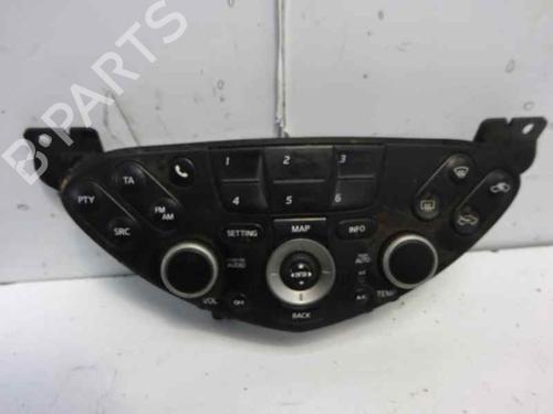 Used Radio NISSAN PRIMERA (P12) 2.2 Di (126 hp) 820590