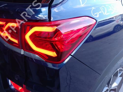 Farolim direito SSANGYONG KORANDO (C300) 1.5 (150 hp) 31137451