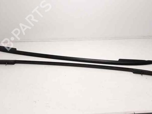 Used Roof bar VW TIGUAN (5N_) 2.0 TDI (110 hp) 8755608