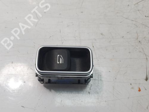 Used Right front window switch MERCEDES-BENZ CLA (C118) CLA 200 4-matic (118.388) (163 hp) 28130246