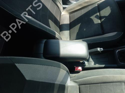 armrest-center-console-skoda-rapid-spaceback-nh1-2012-2013-2014-2015-2016-2017-2018-2019-38509907 main image