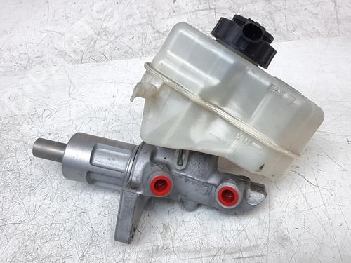 Used Brake master cylinder BMW 3 (E90) 318 d (143 hp) 17109743