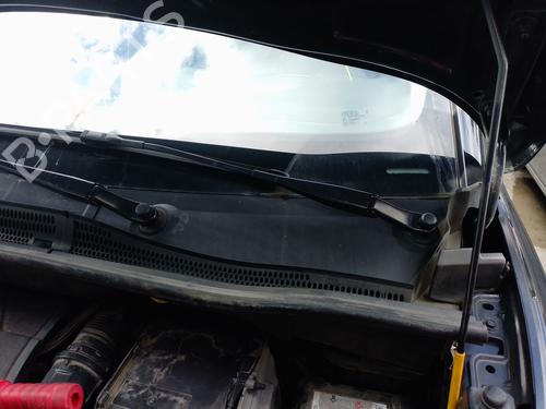 Used Front wiper motor CITROËN C3 AIRCROSS II VAN (2C_, 2R_) PureTech 82 (110 hp) 32240509